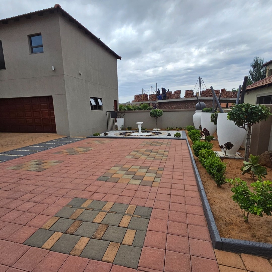 3 Bedroom Property for Sale in Lilyvale Free State